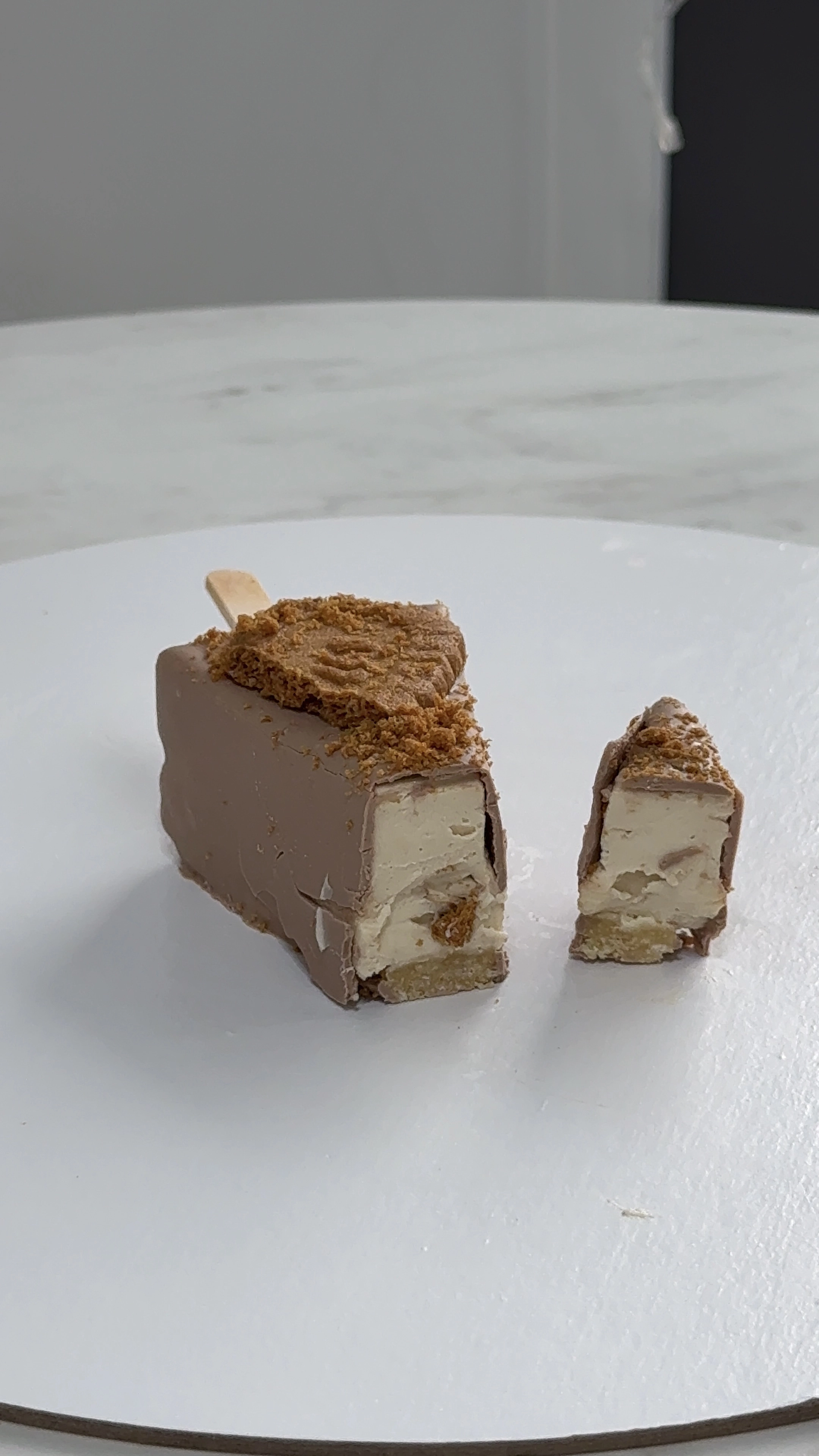 Чизкейк на палочке Лотус