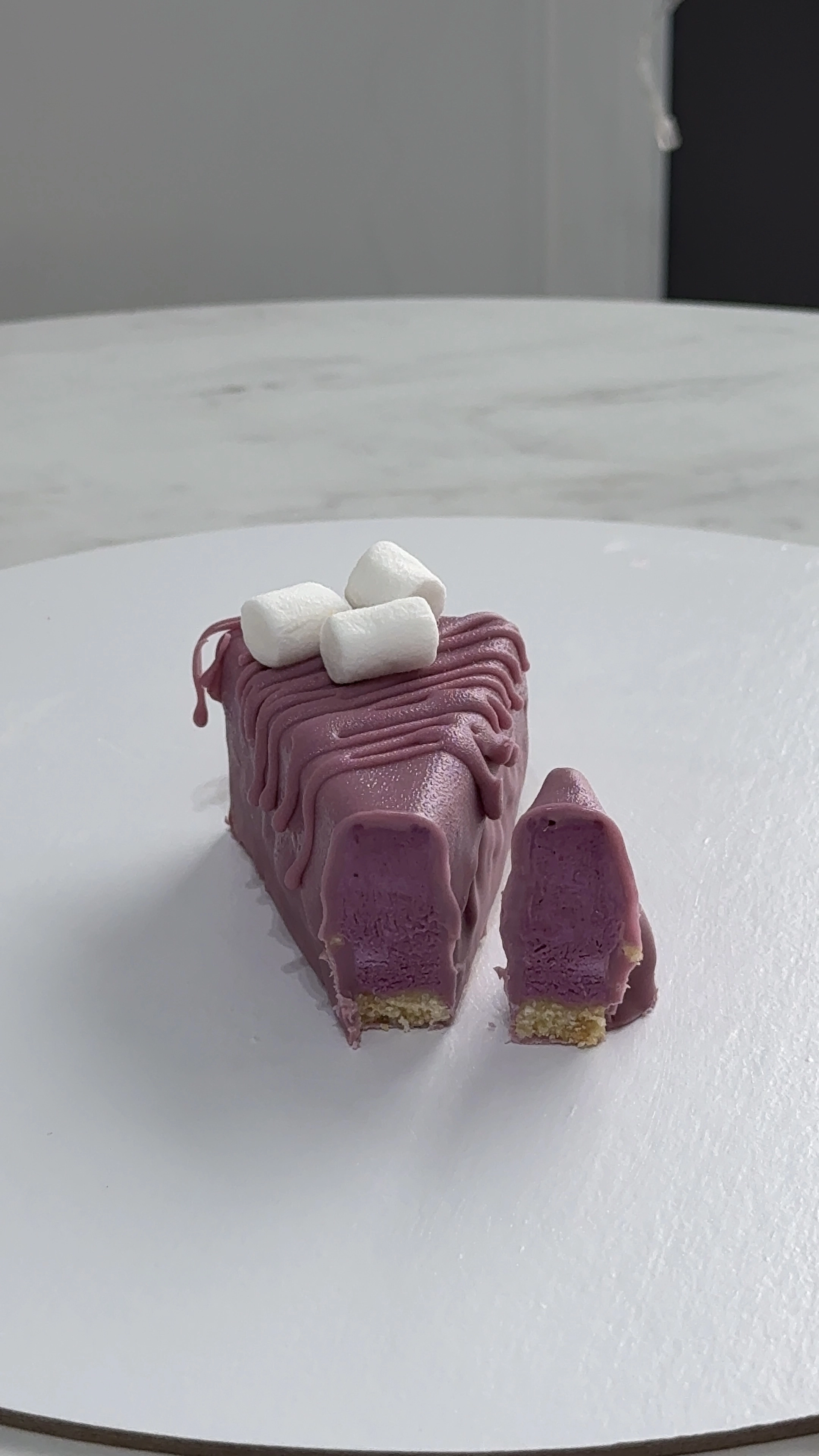 Чизкейк на палочке Смородиновое мороженное