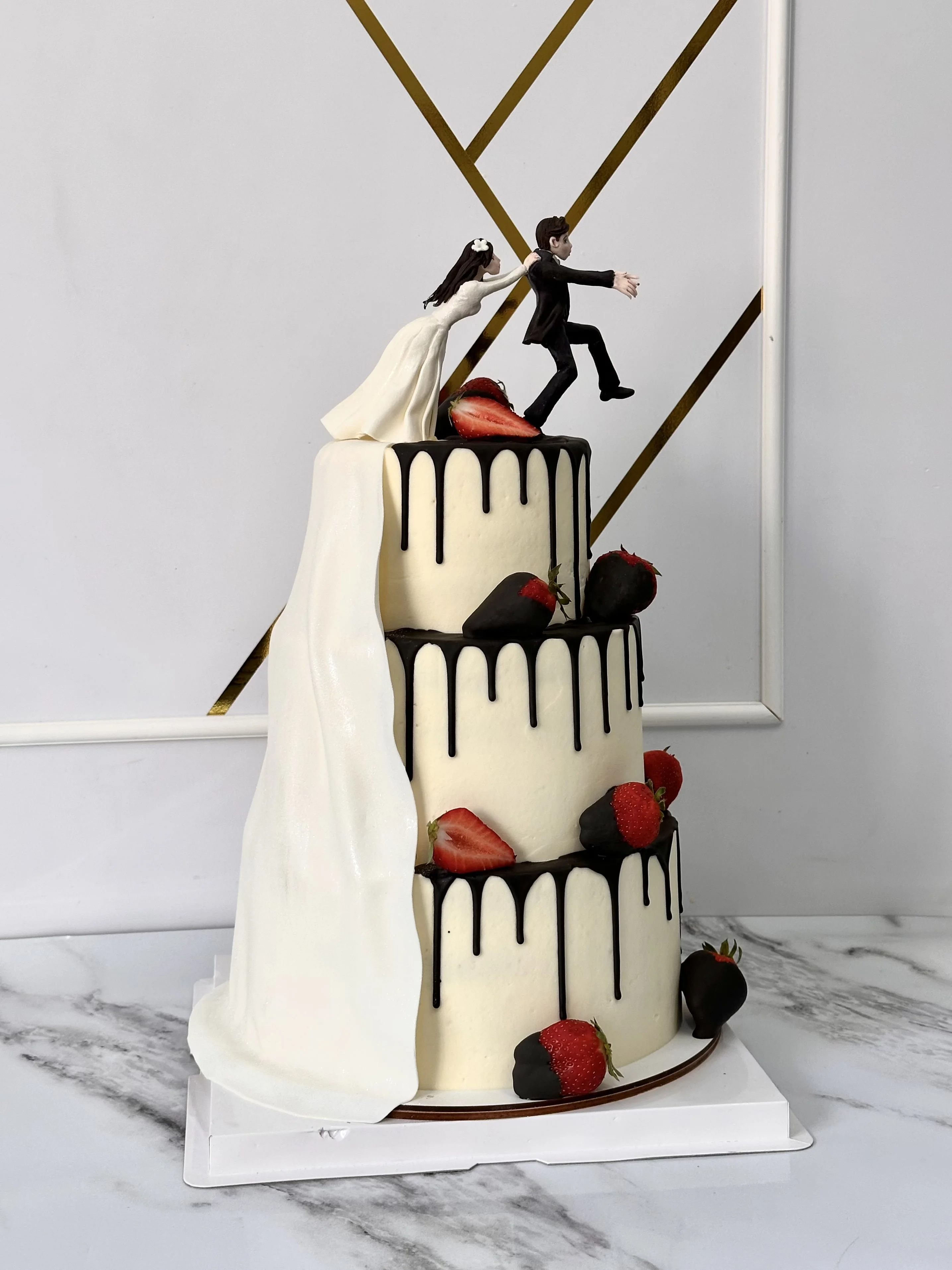 Свадебный торт