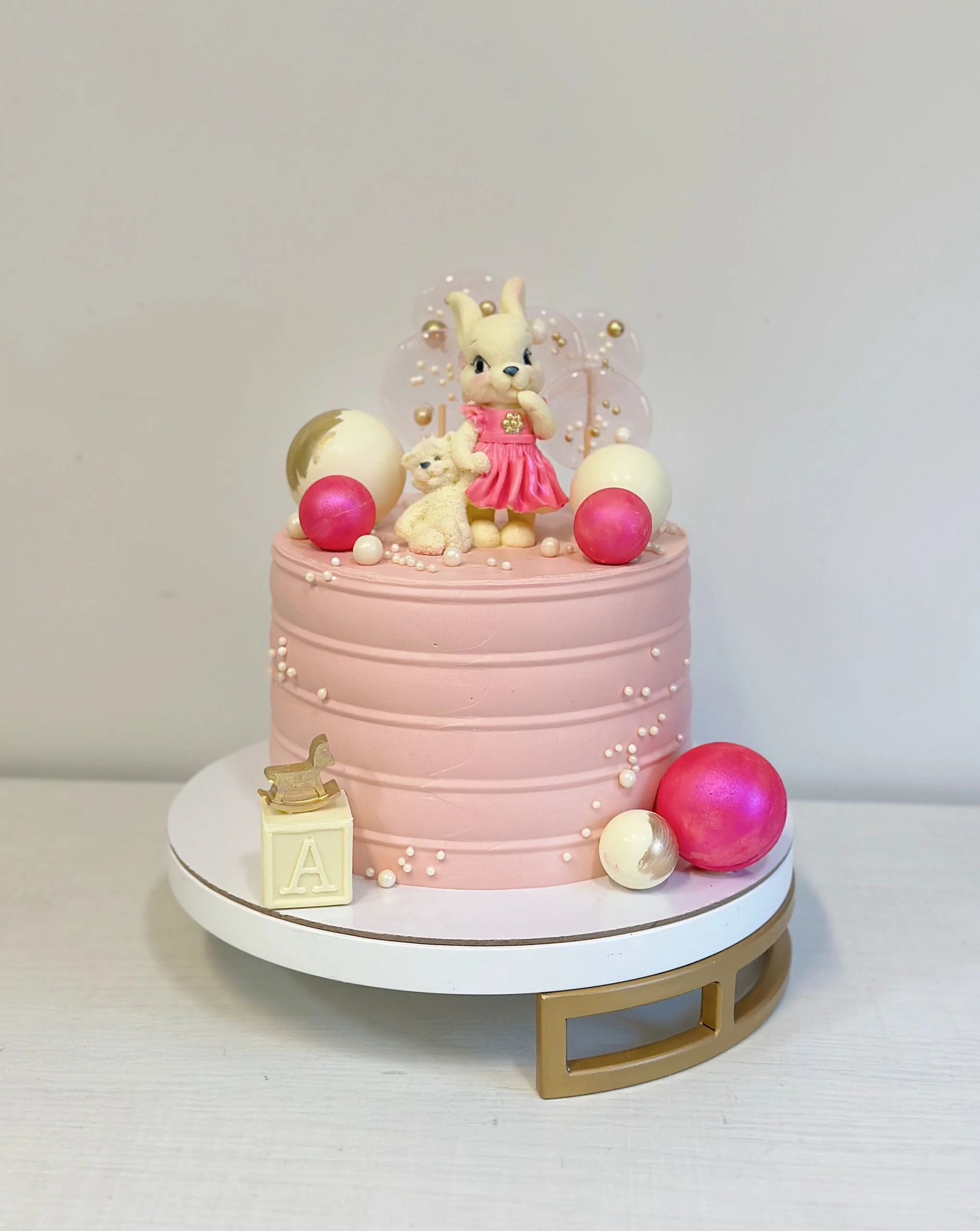 Торт молочная девочка