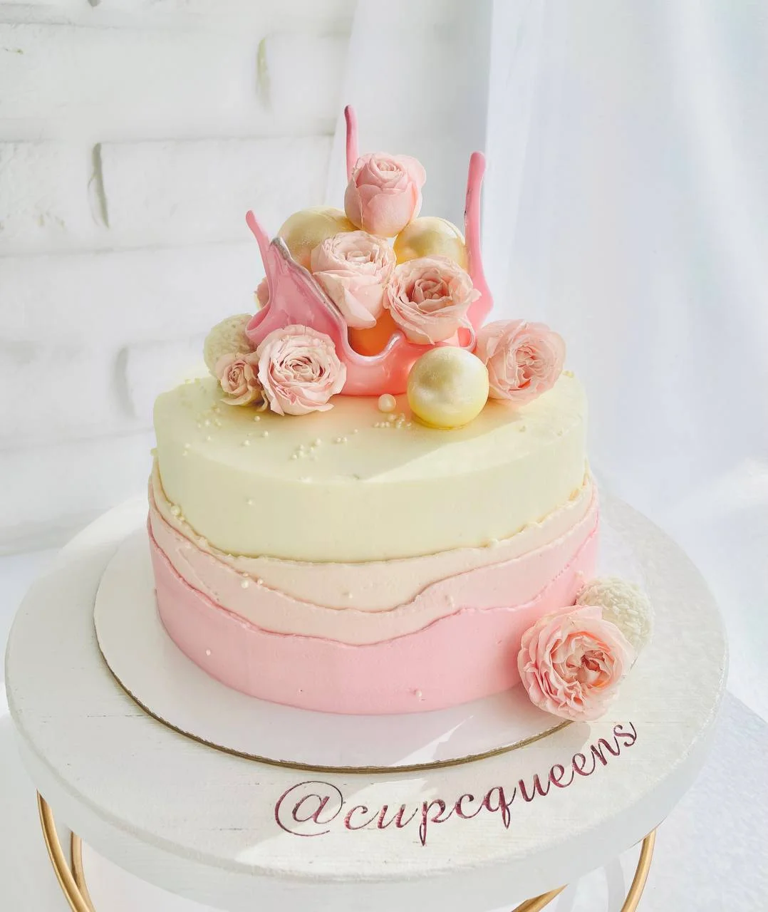 Купить Торт для девочки на день рождения в кондитерской Cupcake Queen Торт для девочки на день рождения