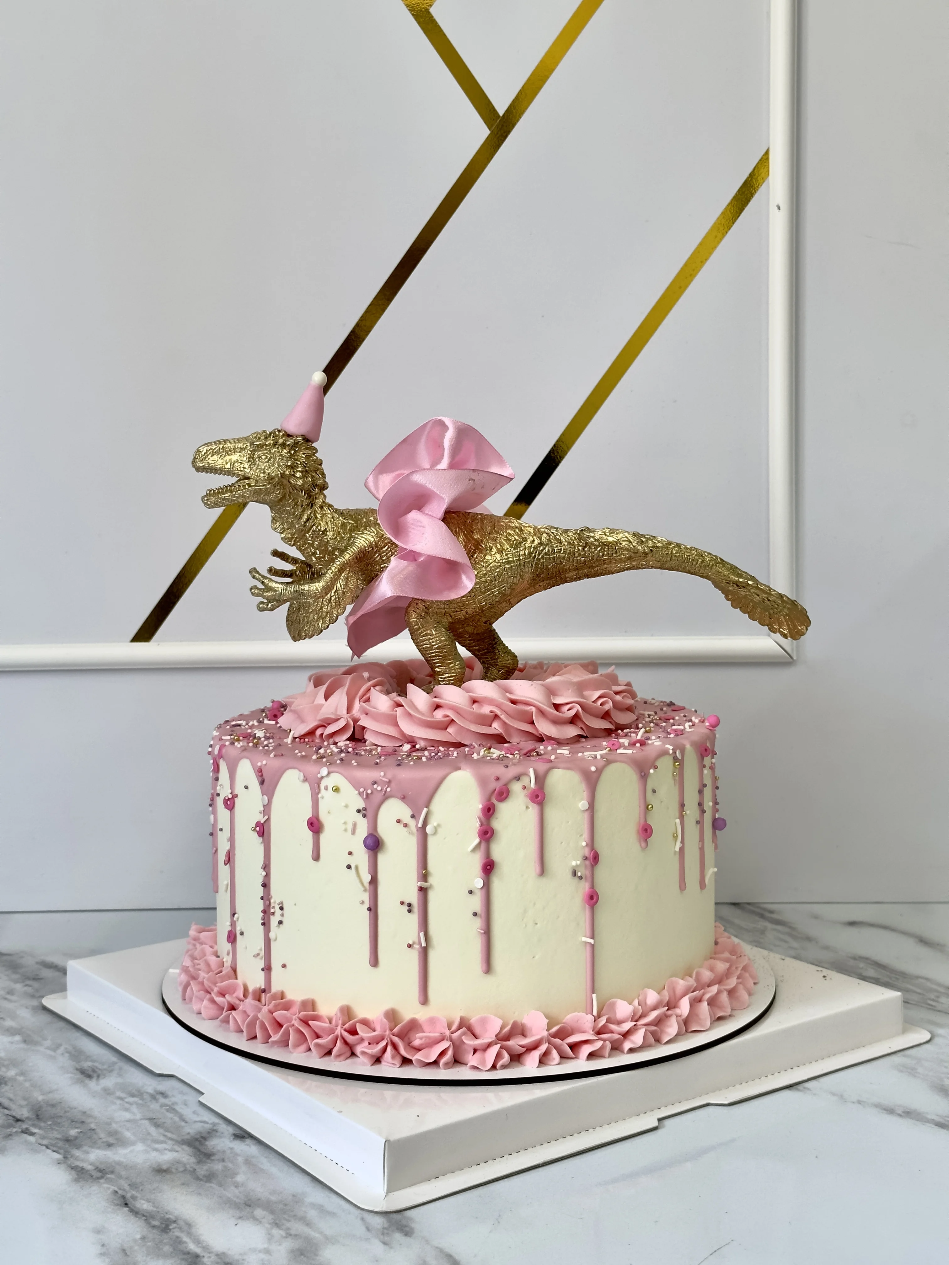 Торт Сникерс