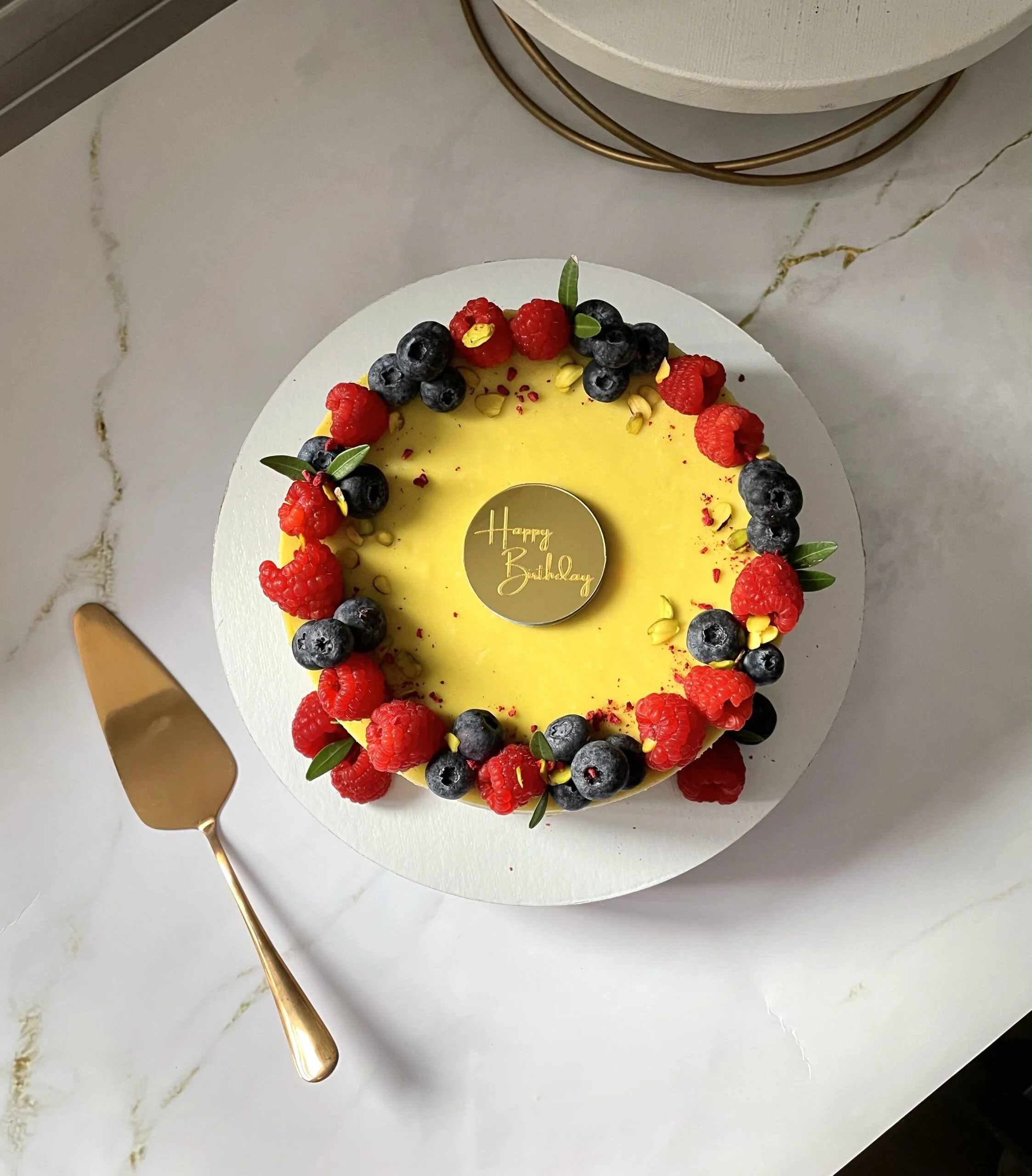 Классический с ягодами